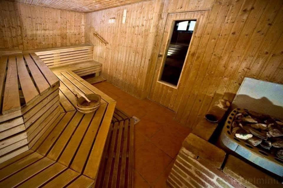 Castle Wellness Resort Sosto Ньиредьхаза Экстерьер фото