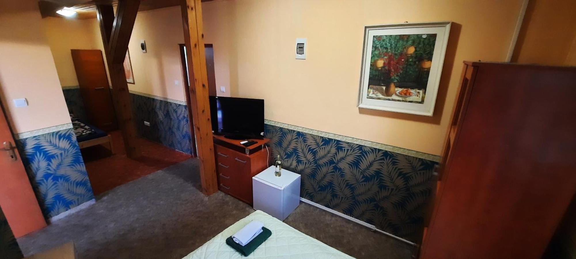 Castle Wellness Resort Sosto Ньиредьхаза Экстерьер фото