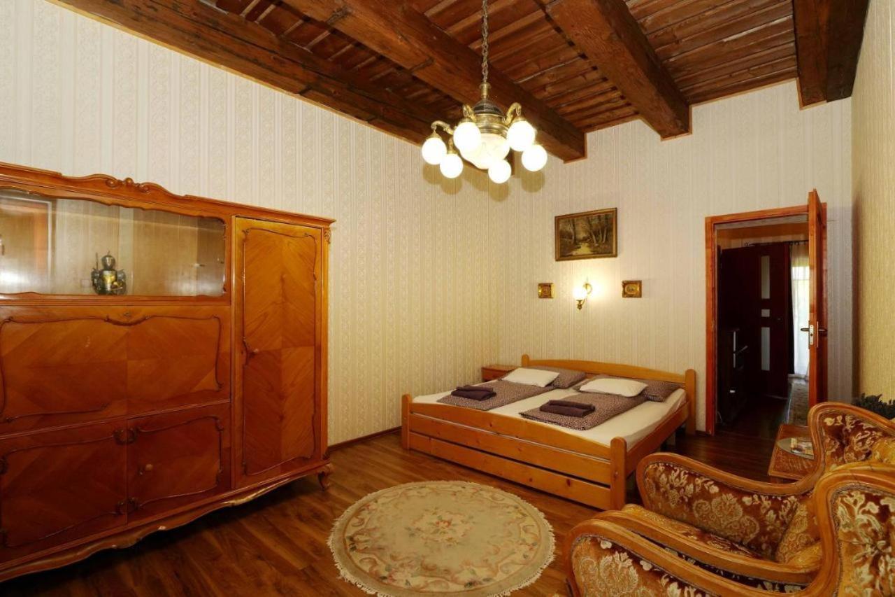 Castle Wellness Resort Sosto Ньиредьхаза Экстерьер фото